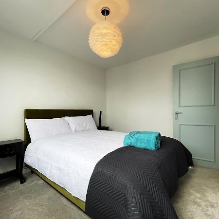 Pam'S Apartment At Chelsea London Exterior photo