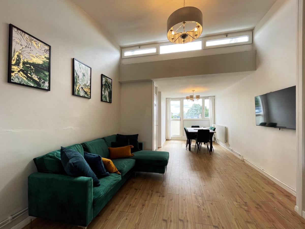Pam'S Apartment At Chelsea London Exterior photo